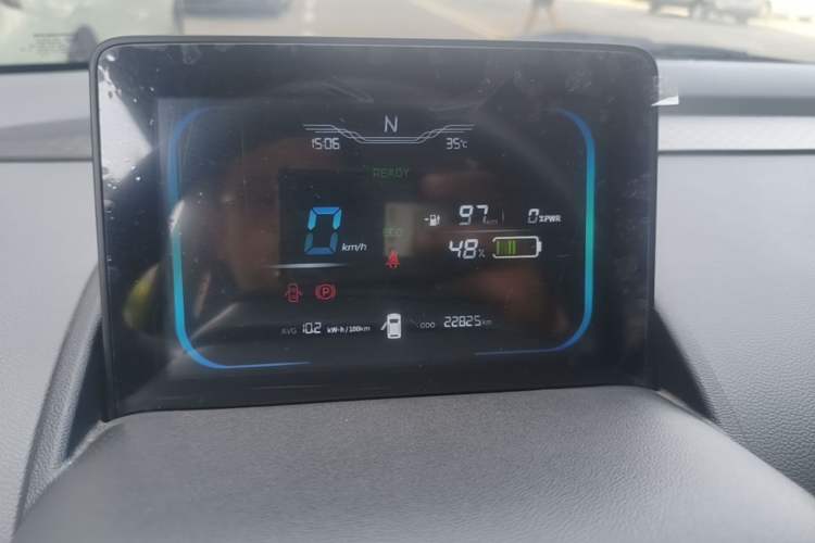 Used CHANGAN NEVO Lumin 2025 205km Refreshing Edition Instrument Cluster