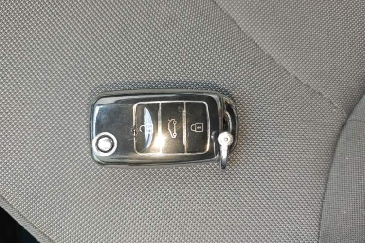 Used CHANGAN NEVO Lumin 2025 205 km Xiangqin Version Interior 1