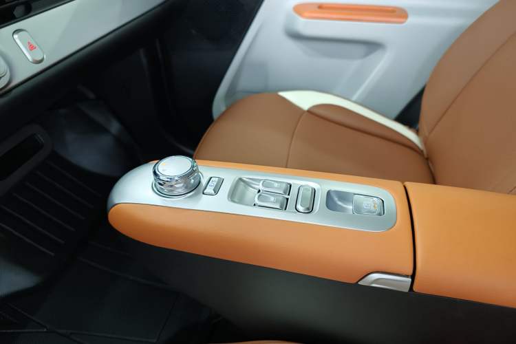 Used CHANGAN NEVO Lumin 2025 205 km Xiangqin Version Interior 3