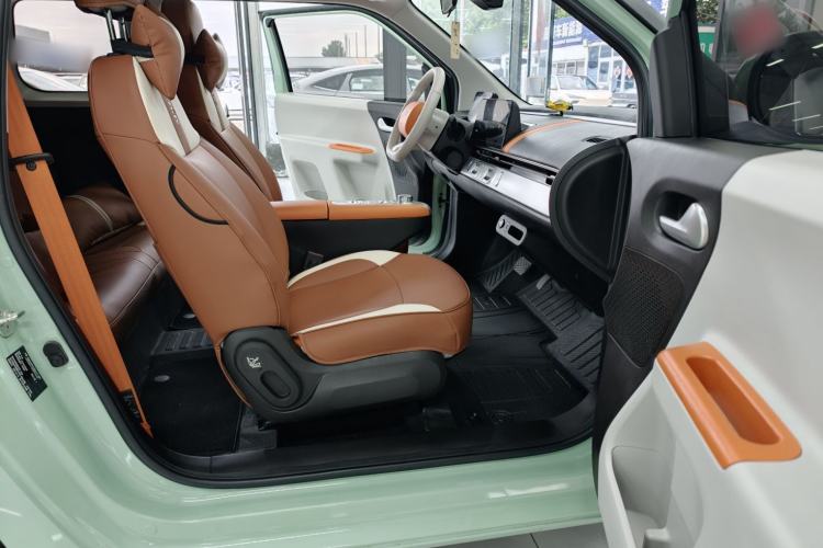 Used CHANGAN NEVO Lumin 2025 205 km Xiangqin Version Interior 4