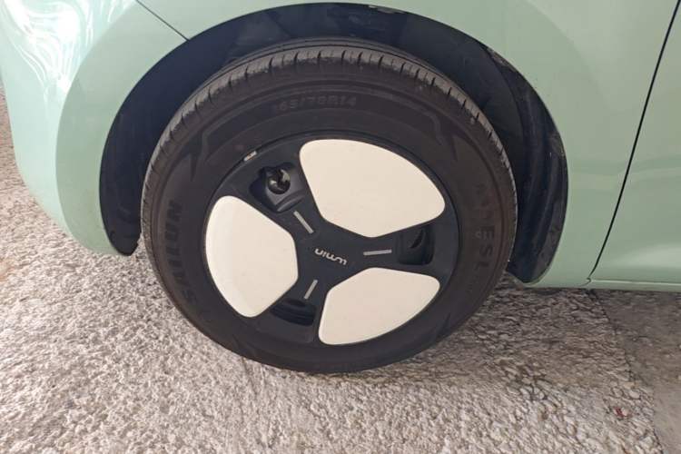 Used CHANGAN NEVO Lumin 2025 205 km Xiangqin Version Left Front Wheel Hub