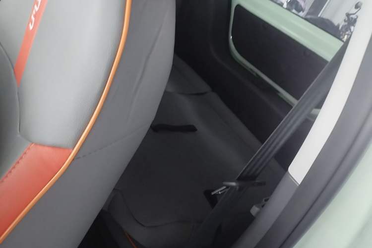 Used CHANGAN NEVO Lumin 2025 205km Refreshing Edition Left Rear Seat