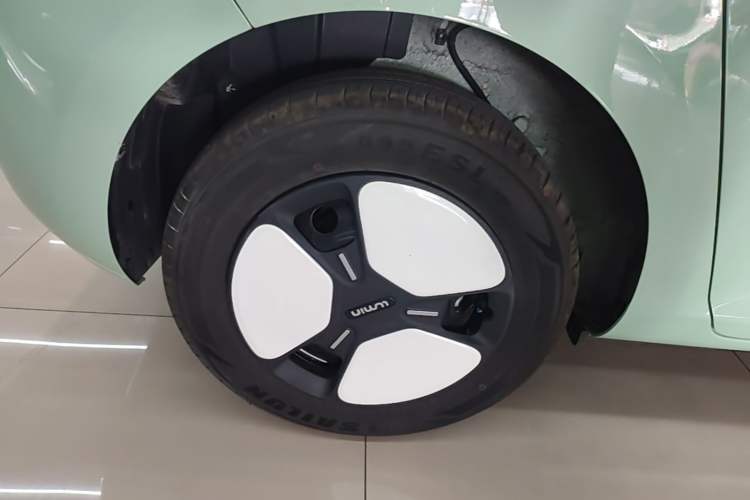 Used CHANGAN NEVO Lumin 2025 205 km Xiangqin Version Right Rear Wheel Hub