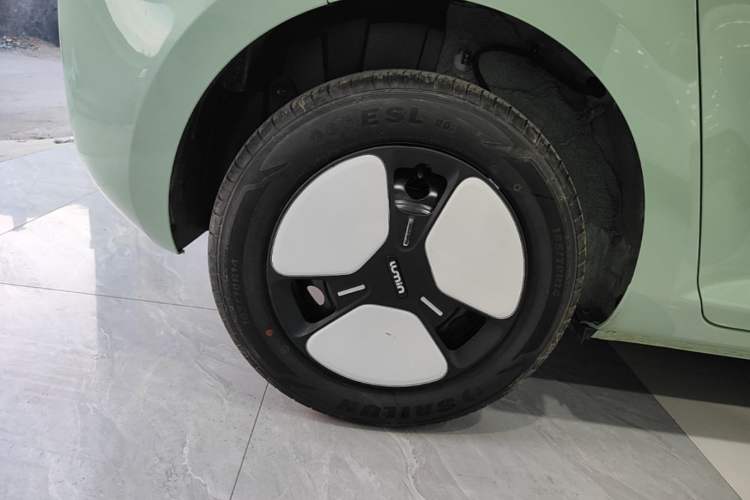 Used CHANGAN NEVO Lumin 2025 205 km Xiangqin Version Right Rear Wheel Hub