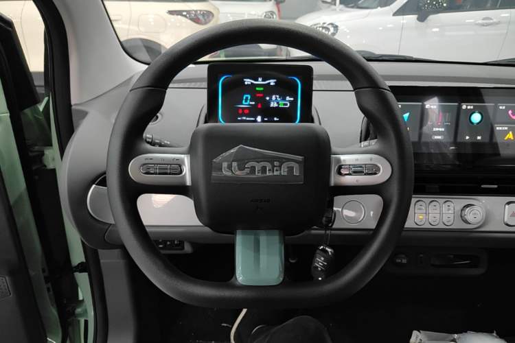 Used CHANGAN NEVO Lumin 2025 205 km Xiangqin Version Steering Wheel