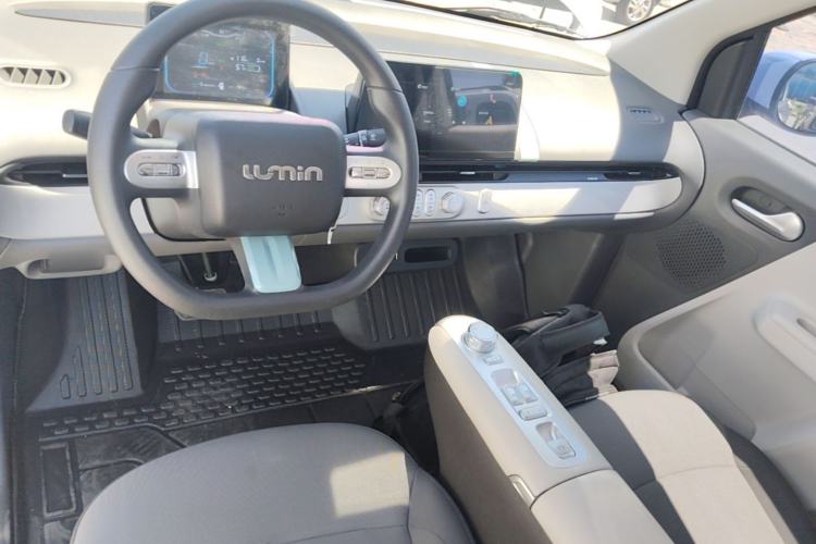 Used CHANGAN NEVO Lumin 2025 205 km Xiangqin Version Center Console