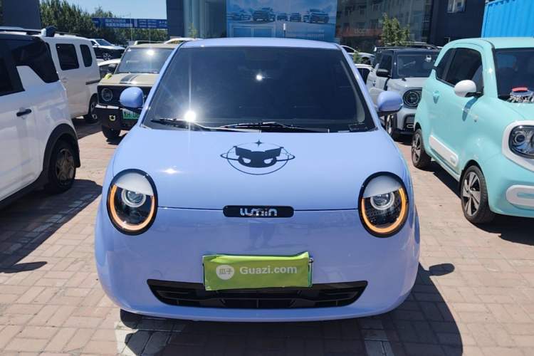 Used CHANGAN NEVO Lumin 2025 205 km Xiangqin Version Front