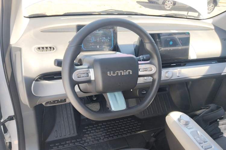 Used CHANGAN NEVO Lumin 2025 205 km Xiangqin Version Steering Wheel