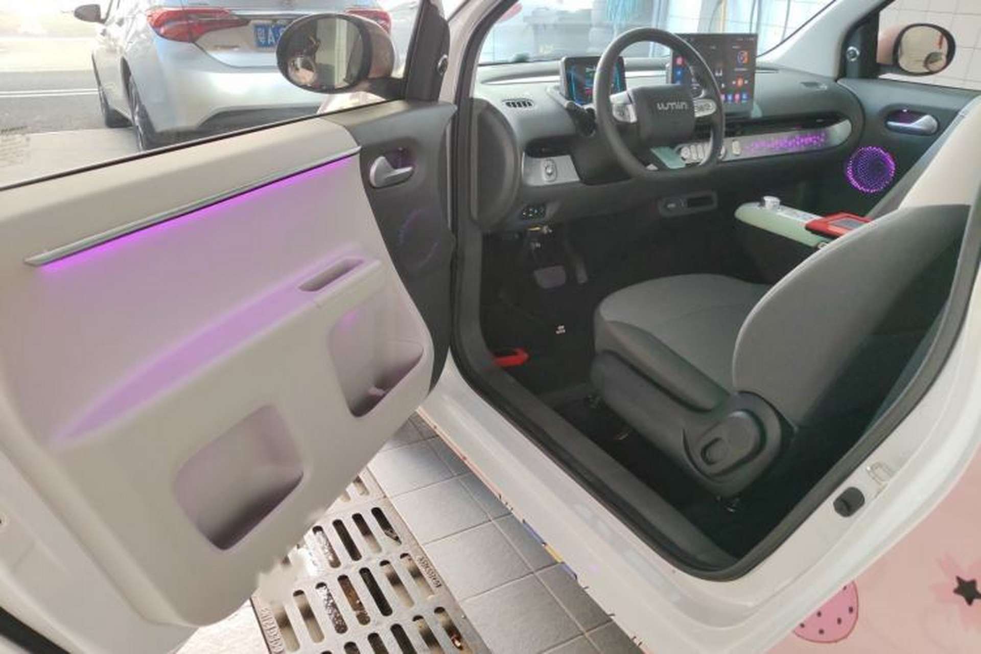 Used CHANGAN NEVO Lumin 2025 301km Honey Dew Edition Interior 3