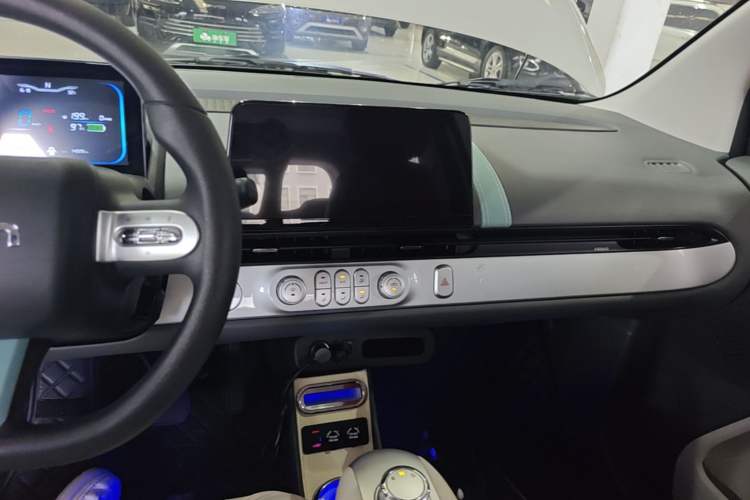 Used CHANGAN NEVO Lumin 2025 205 km Xiangqin Version Audio And AC Panel