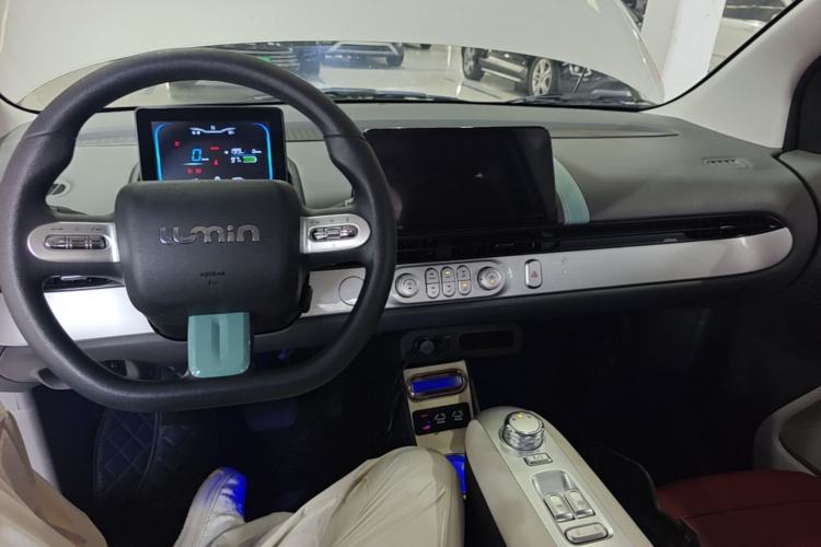 Used CHANGAN NEVO Lumin 2025 205 km Xiangqin Version Center Console