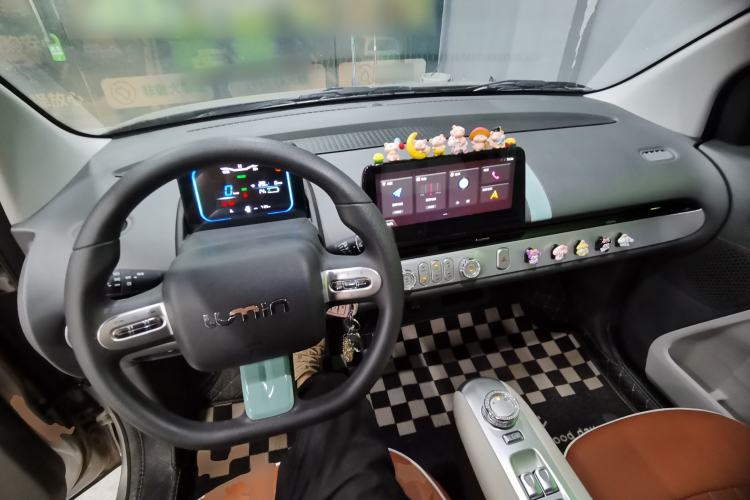 Used CHANGAN NEVO Lumin 2025 205 km Xiangqin Version Center Console