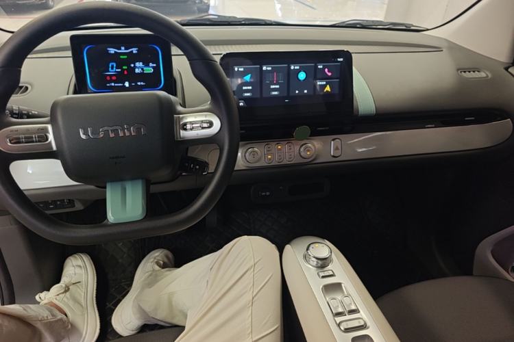 Used CHANGAN NEVO Lumin 2025 205 km Xiangqin Version Center Console