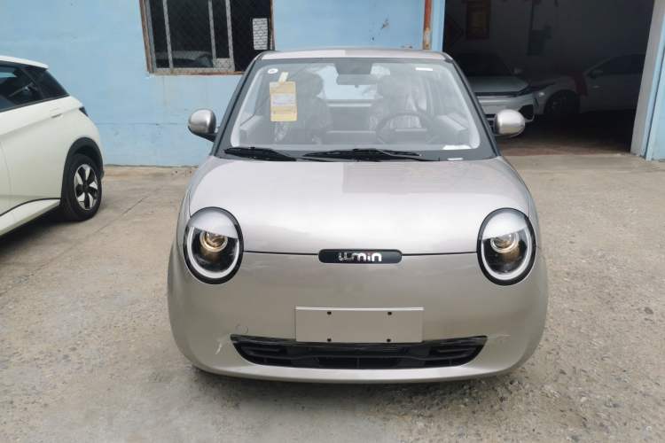 Used CHANGAN NEVO Lumin 2025 205 km Xiangqin Version Front