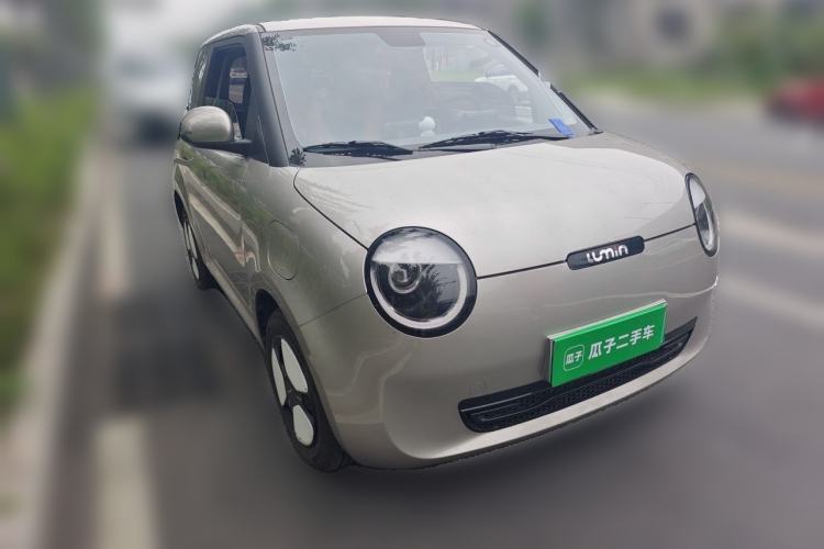 Used CHANGAN NEVO Lumin 2025 205 km Xiangqin Version Front Right 45 Deg