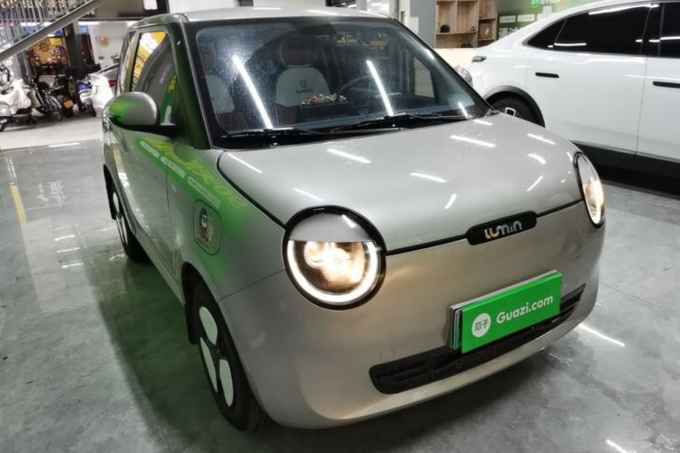 Used CHANGAN NEVO Lumin 2025 205 km Xiangqin Version Front Right 45 Deg