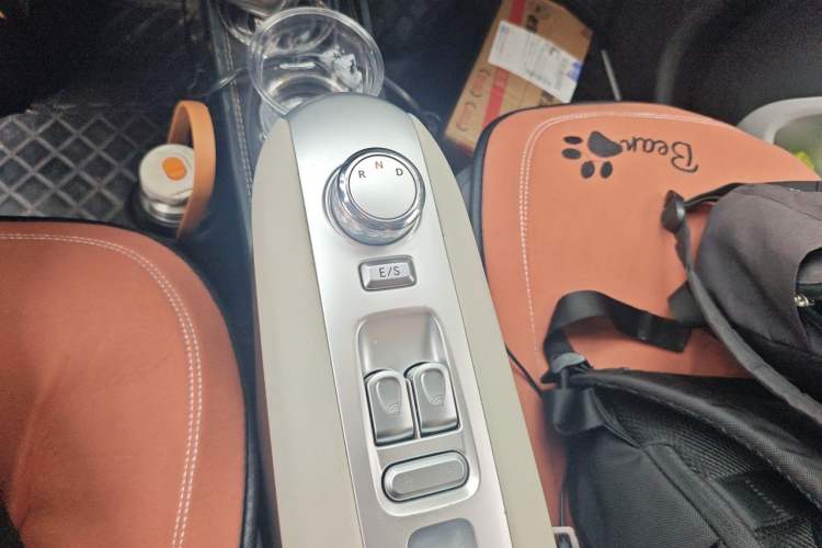 Used CHANGAN NEVO Lumin 2025 205 km Xiangqin Version Gear Lever