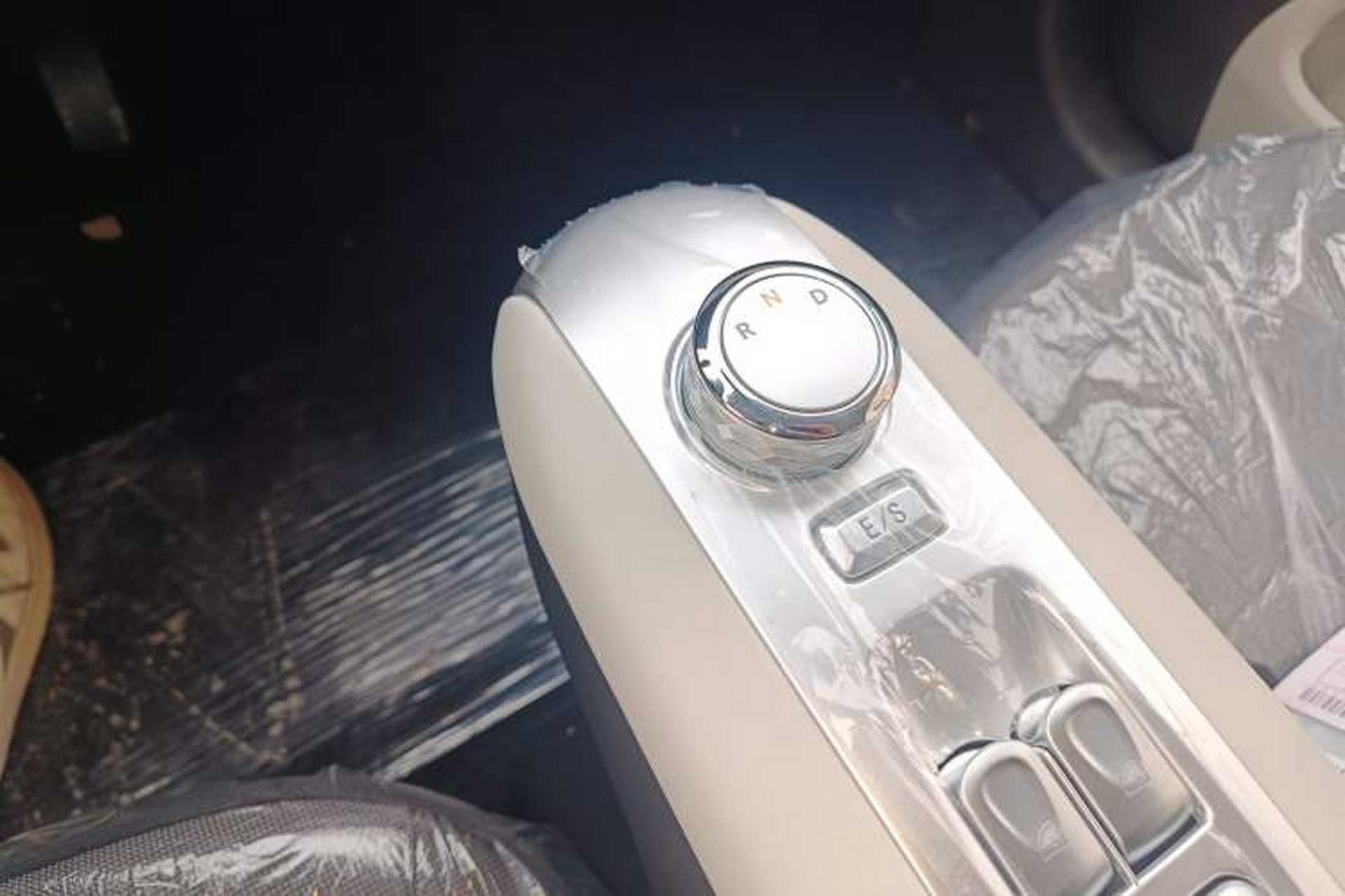Used CHANGAN NEVO Lumin 2025 205 km Xiangqin Version Gear Lever