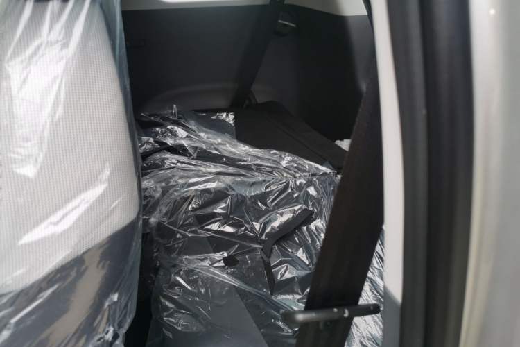 Used CHANGAN NEVO Lumin 2025 205 km Xiangqin Version Left Rear Seat