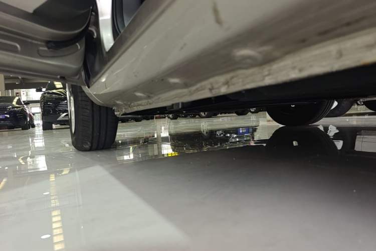 Used CHANGAN NEVO Lumin 2025 205 km Xiangqin Version Left Side Sill