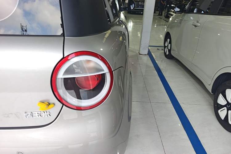 Used CHANGAN NEVO Lumin 2025 205 km Xiangqin Version Right Rear Taillight