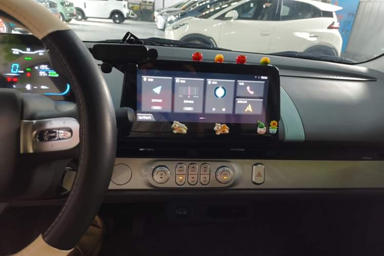 Used CHANGAN NEVO Lumin 2025 205 km Xiangqin Version Audio And AC Panel