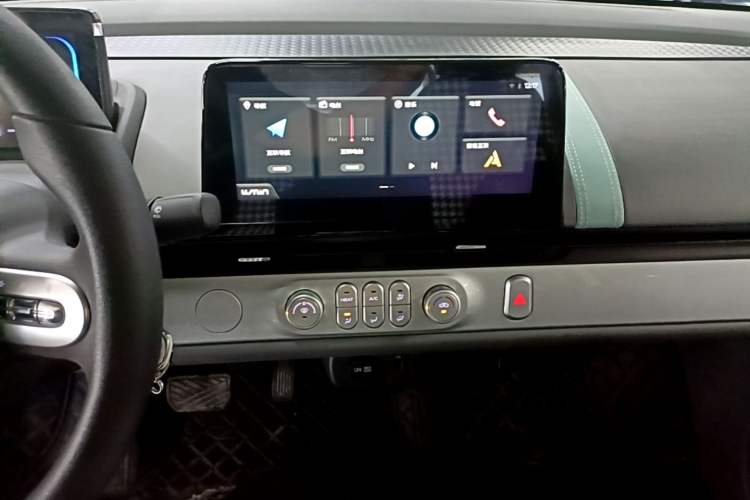 Used CHANGAN NEVO Lumin 2025 205 km Xiangqin Version Audio And AC Panel