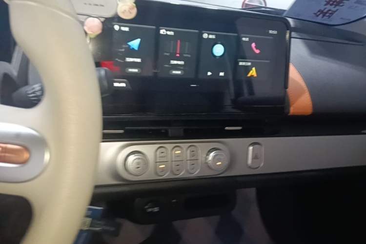 Used CHANGAN NEVO Lumin 2025 301km Honey Dew Edition Audio And AC Panel