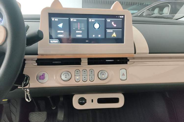 Used CHANGAN NEVO Lumin 2025 205km Refreshing Edition Audio And AC Panel