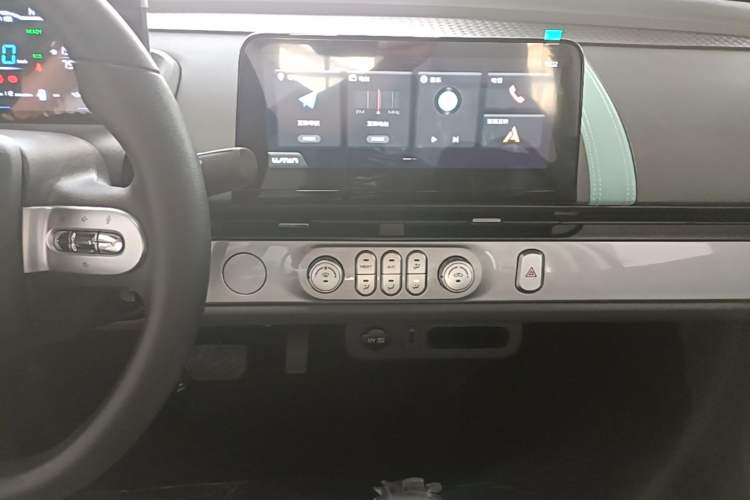 Used CHANGAN NEVO Lumin 2025 205 km Xiangqin Version Audio And AC Panel