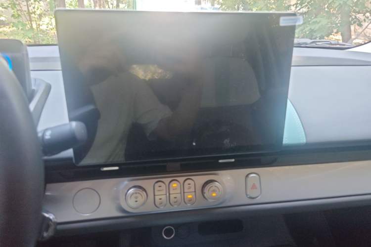 Used CHANGAN NEVO Lumin 2025 205km Refreshing Edition Audio And AC Panel
