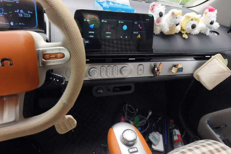 Used CHANGAN NEVO Lumin 2025 301km Honey Dew Edition Audio And AC Panel