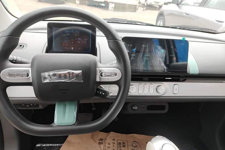 Used CHANGAN NEVO Lumin 2025 205 km Xiangqin Version Audio And AC Panel