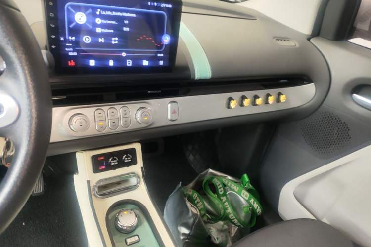 Used CHANGAN NEVO Lumin 2025 205km Refreshing Edition Audio And AC Panel