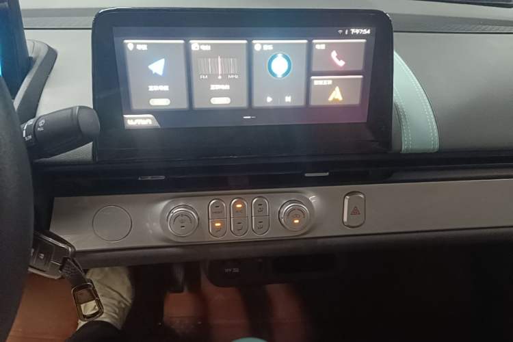 Used CHANGAN NEVO Lumin 2025 205km Refreshing Edition Audio And AC Panel