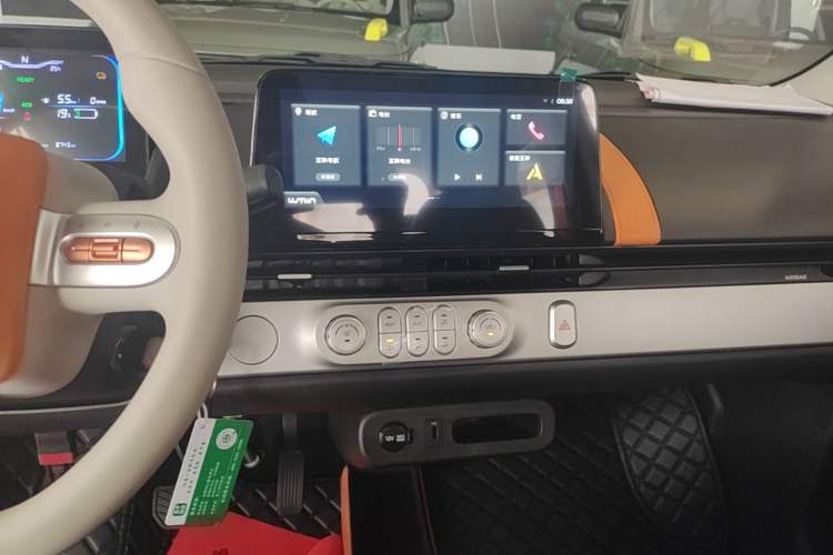 Used CHANGAN NEVO Lumin 2025 301km Honey Dew Edition Audio And AC Panel
