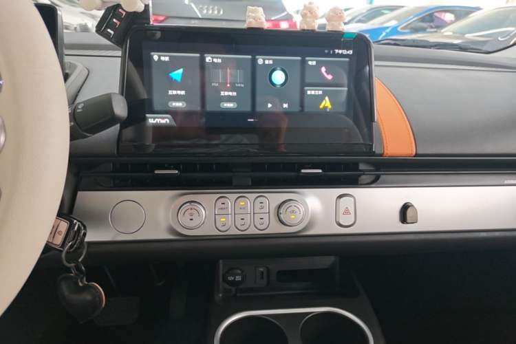 Used CHANGAN NEVO Lumin 2025 301km Honey Dew Edition Audio And AC Panel