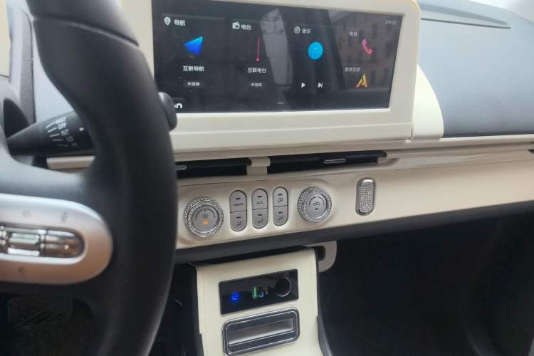 Used CHANGAN NEVO Lumin 2025 205km Refreshing Edition Audio And AC Panel