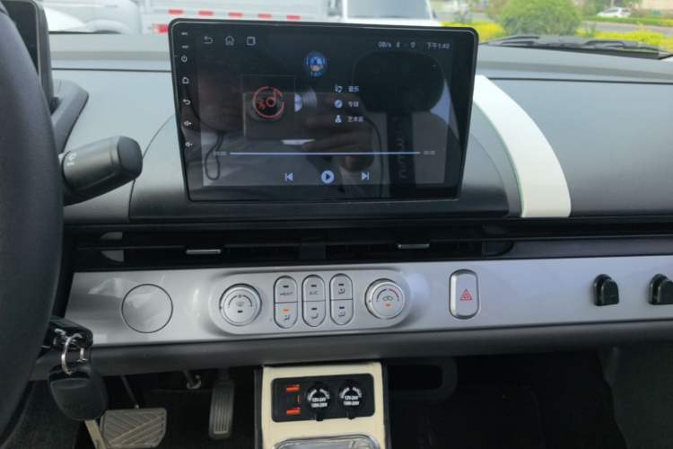 Used CHANGAN NEVO Lumin 2025 205km Refreshing Edition Audio And AC Panel