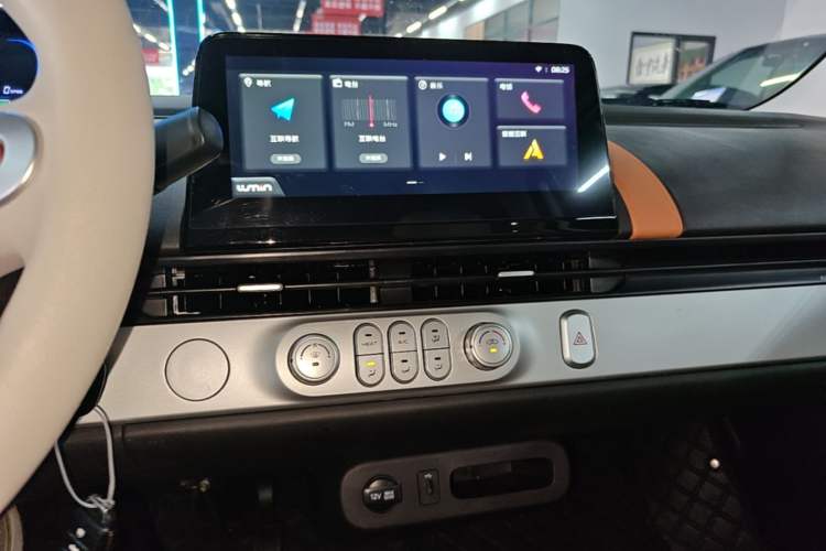 Used CHANGAN NEVO Lumin 2025 301km Honey Dew Edition Audio And AC Panel