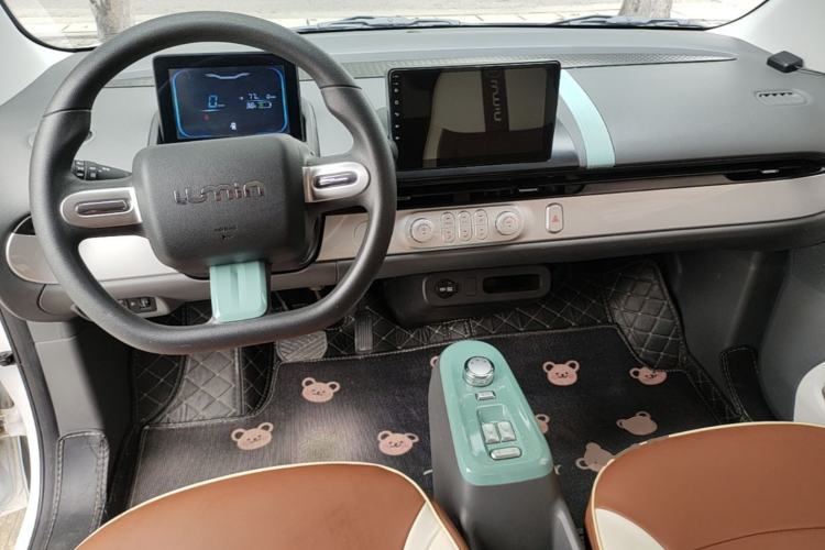 Used CHANGAN NEVO Lumin 2025 205km Refreshing Edition Center Console