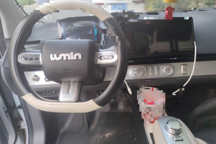Used CHANGAN NEVO Lumin 2025 205 km Xiangqin Version Center Console