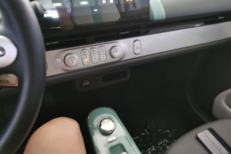 Used CHANGAN NEVO Lumin 2025 205 km Xiangqin Version Center Console