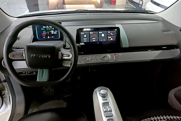 Used CHANGAN NEVO Lumin 2025 205 km Xiangqin Version Center Console