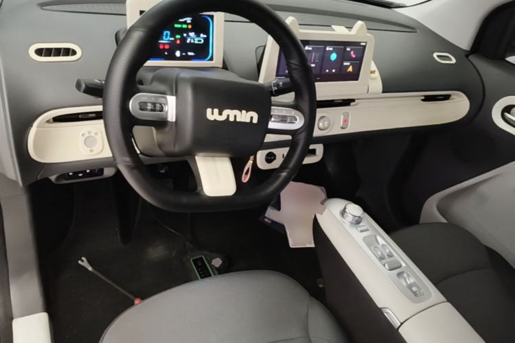 Used CHANGAN NEVO Lumin 2025 205 km Xiangqin Version Center Console