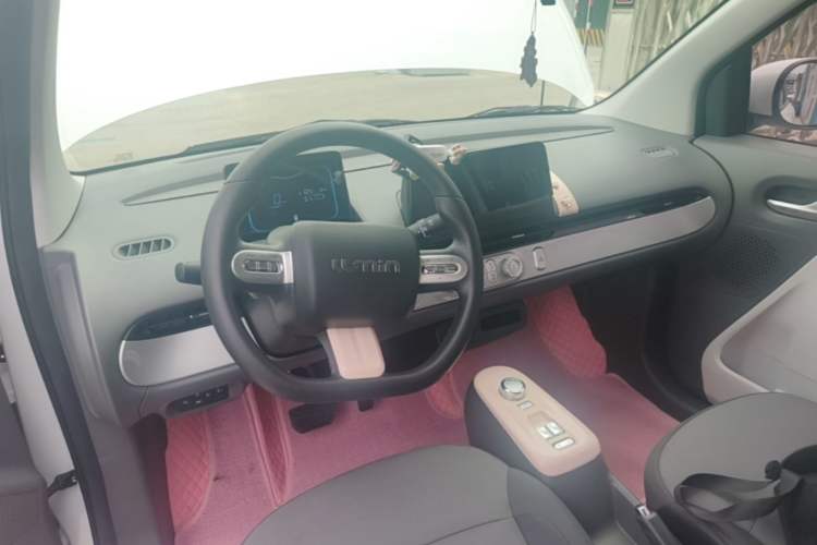 Used CHANGAN NEVO Lumin 2025 205km Refreshing Edition Center Console