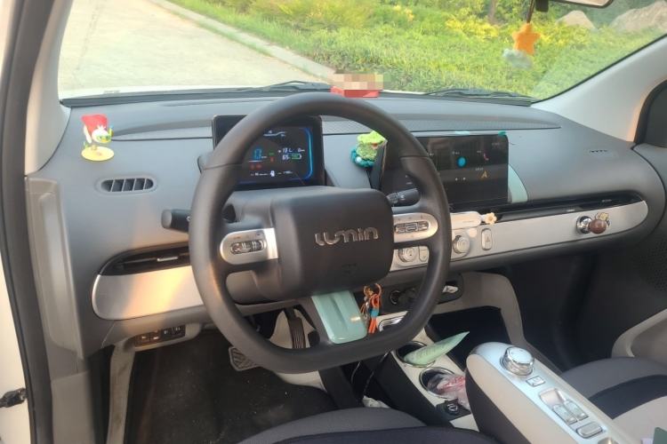 Used CHANGAN NEVO Lumin 2025 205 km Xiangqin Version Center Console