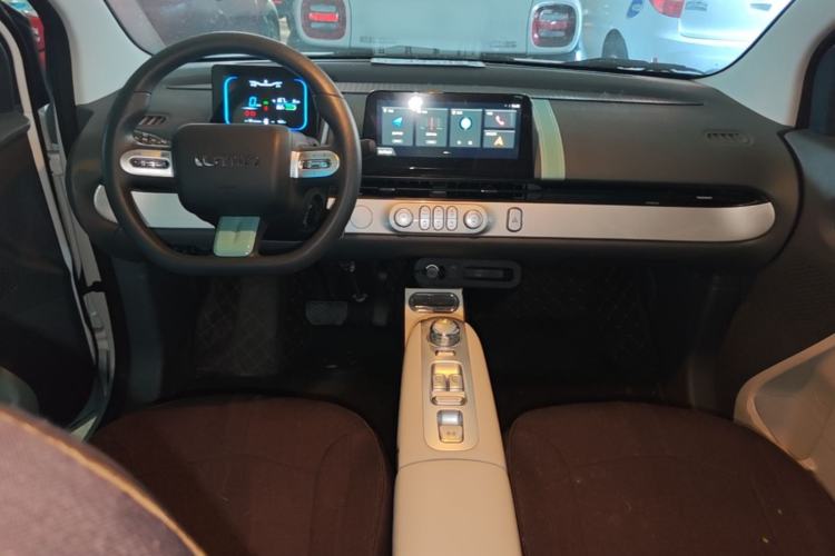 Used CHANGAN NEVO Lumin 2025 205 km Xiangqin Version Center Console