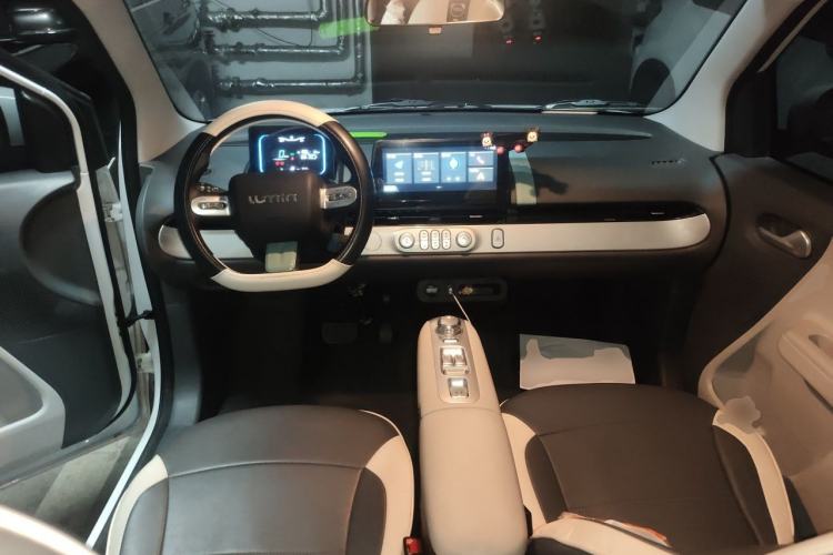 Used CHANGAN NEVO Lumin 2025 205 km Xiangqin Version Center Console
