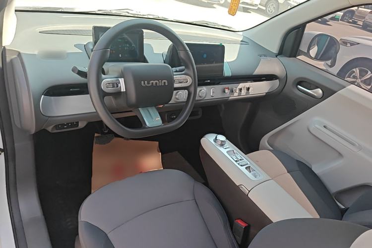 Used CHANGAN NEVO Lumin 2025 205 km Xiangqin Version Center Console